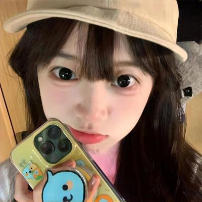 橙色女孩